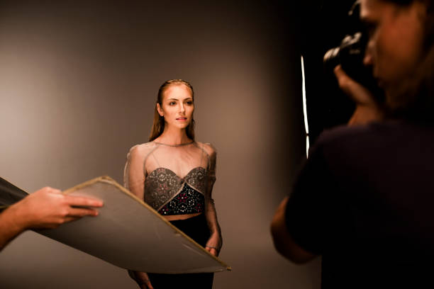 istock Beautiful young model posing for a fashion shoot 1069938820