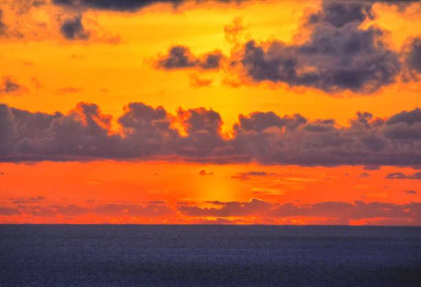 istock Sea Tropical Sunset 1070173402