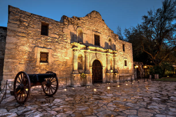 The Alamo A High Dynamic Range shot of the historic Alamo early in the morning after a storm. artillery photos stock pictures, royalty-free photos & images