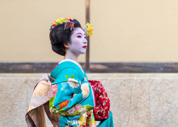 istock Maiko Apprentice Geisha in Gion, Kyoto 1070228210