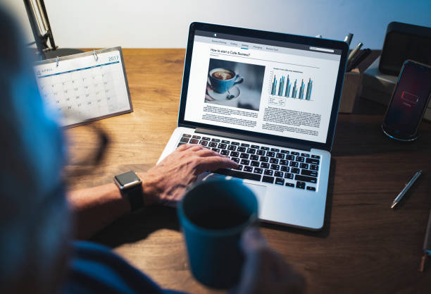 istock Senior man working on a laptop 1070375564