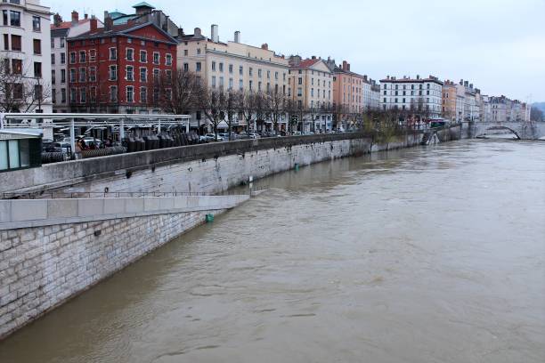 istock RHONE AND SAONE RIVERS IN FLOOD - JANUARY 2018 1070692090