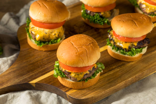 istock Homemade Cheeseburger Sliders with Tomato 1070732046