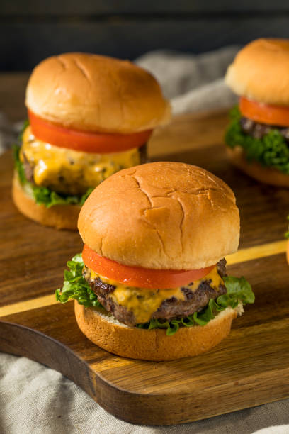 istock Homemade Cheeseburger Sliders with Tomato 1070732770