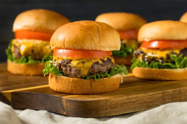 istock Homemade Cheeseburger Sliders with Tomato 1070734572