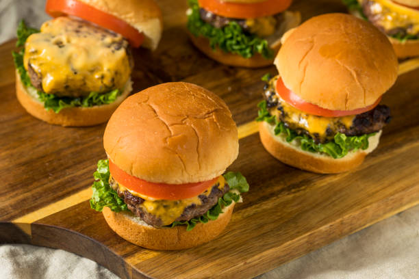 istock Homemade Cheeseburger Sliders with Tomato 1070735858