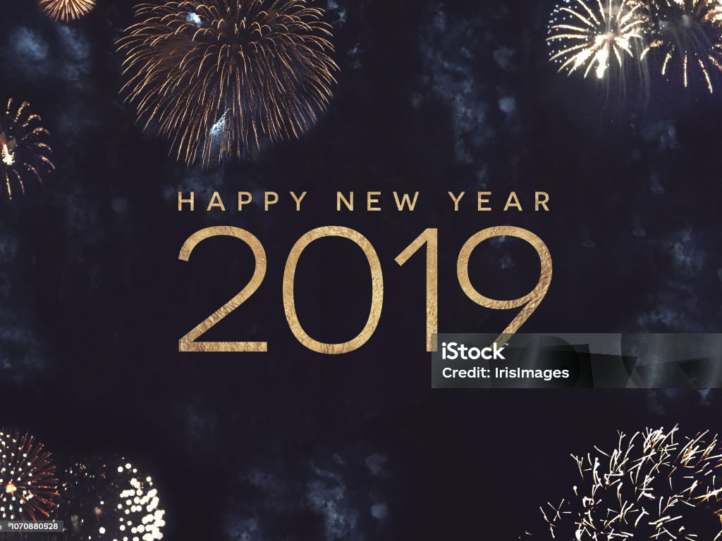 Glückliches neues Jahr 2019 Text mit Gold Feuerwerk am Nachthimmel - Lizenzfrei Banneranzeige Stock-Foto