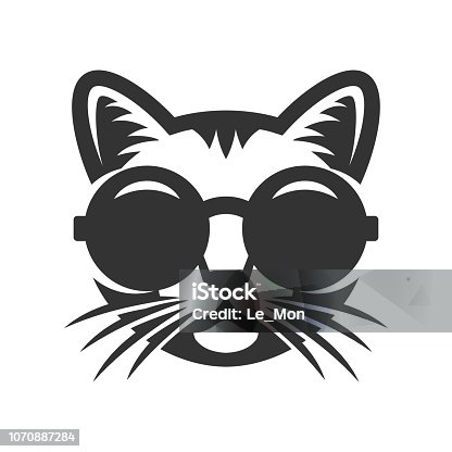 istock Cat in round sunglasses icon. 1070887284