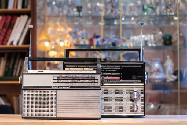 istock Vintage transistor radio on blurred background 1070889424