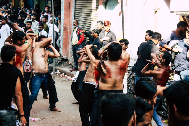 colores de la india - flagellation fotografías e imágenes de stock