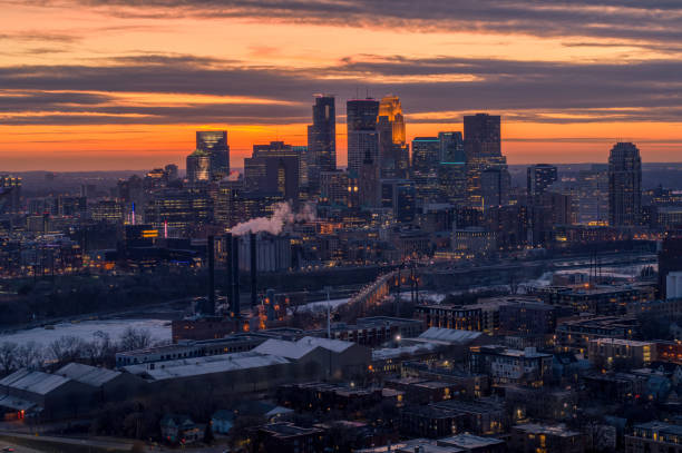 istock Minneapolis - Cityscape at Dusk - Aerial 1070948910