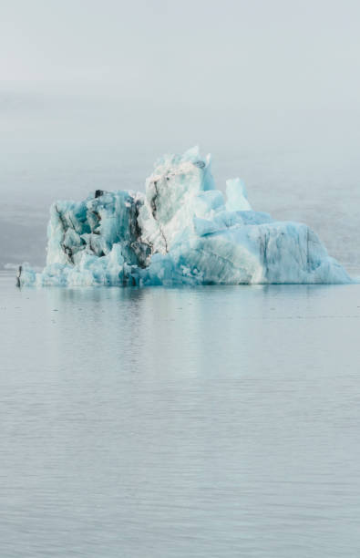 Iceberg on Jokulsarlon glacier lake