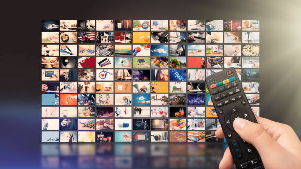 television streaming video. media tv on demand - wide screen imagens e fotografias de stock