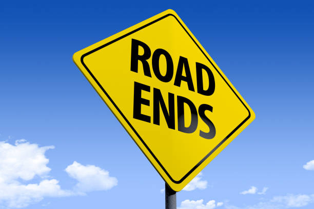 istock 3D Illustration of a road sign_road ends_angle3 1071067024