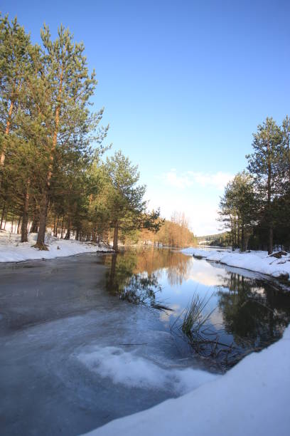istock Bilecik bozcaarmut Lake . 1071091180