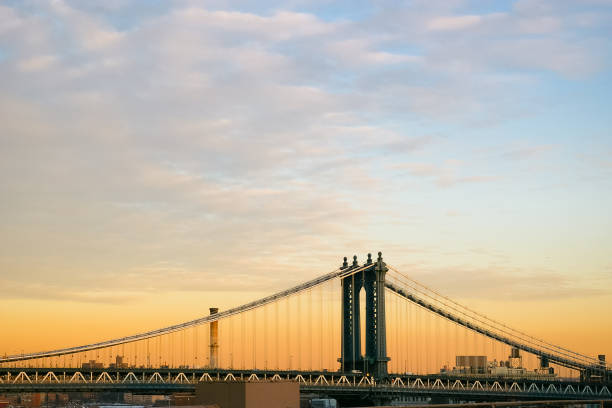 nowy jork - zima 2011 - brooklyn bridge taxi new york city brooklyn zdjęcia i obrazy z banku zdjęć