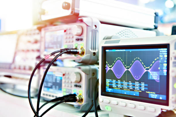 oscilloscope à mémoire numérique - electrical equiptment photos et images de collection