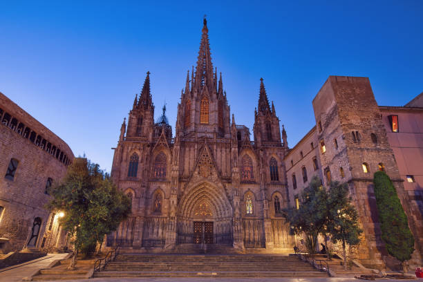 istock Barcelona cathedral before the dawn 1071113244