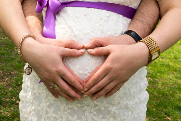 istock Pregnant Woman and her husband 1071116018