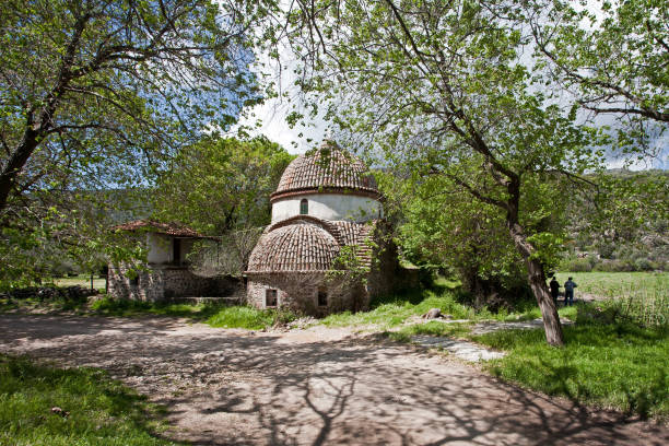 istock Little church - Lesbos - Greece 1071149328