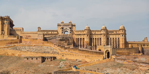istock Amber Fort in Jaipur - India 1071149344