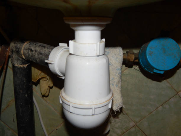 istock Sanitary unit, equipment, pipe installation of water and heating 1071153632