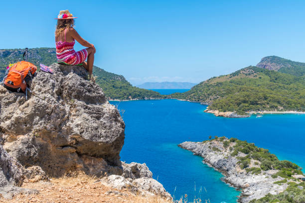 istock Women traveler is watching the view. 1071237536