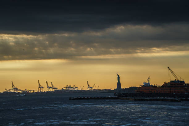 istock Autumn in New York 2018 1071355792