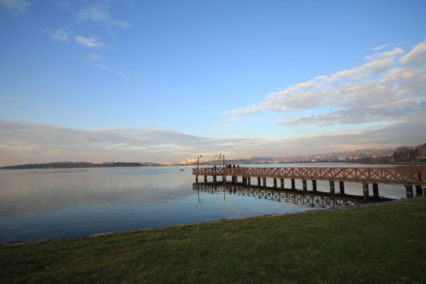 istock Istanbul city and coast 1071383116
