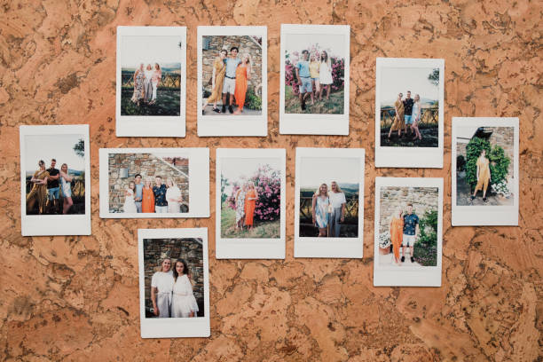 istock Image Montage of Friends on Holiday 1071400534
