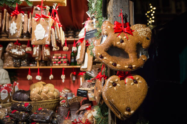 istock Showcase of Christmas fair with gingerbread 1071423534
