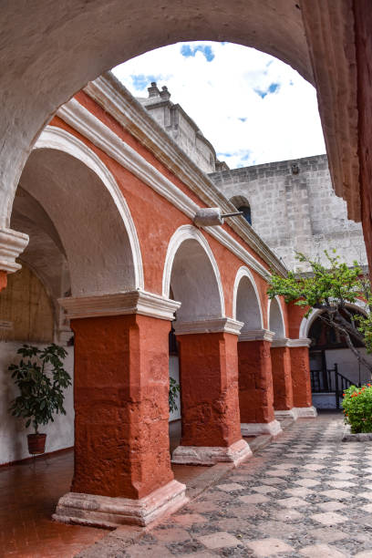 산타 카탈리나 수도원 및 수도원, 아레 키 파, 페루 - santa catalina monastery 뉴스 사진 이미지