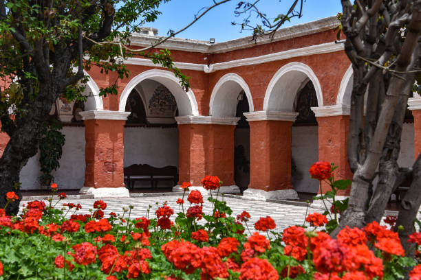 mosteiro de santa catalina & convento, arequipa, peru - santa catalina monastery - fotografias e filmes do acervo