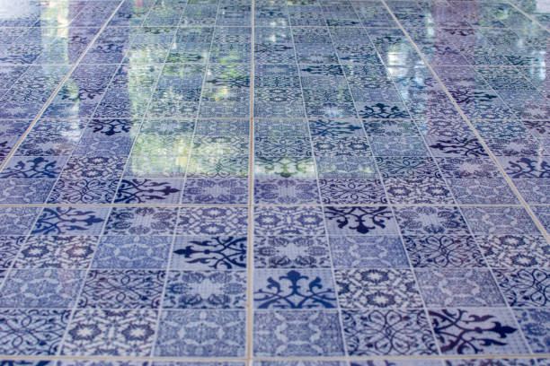 istock Blue tiles And the sun is reflected. 1071443716