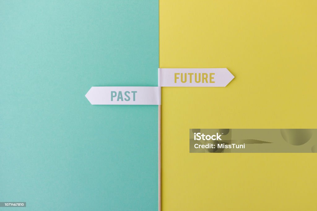 Sign past vs future Handmade sign labelled past vs future made from paper Planning stock illustration