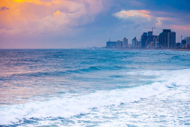 istock City view - Tel Aviv, Israel 1071500368