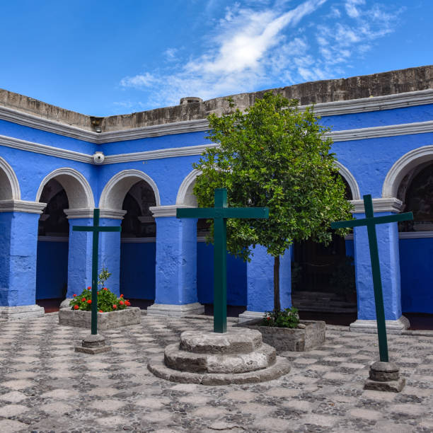 산타 카탈리나 수도원, 아레 키 파, 페루의 도시에서에서 유네스코 세계 유산 사이트 - santa catalina monastery 뉴스 사진 이미지