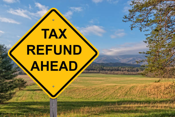 istock Tax Refund Warning Sign 1071551366