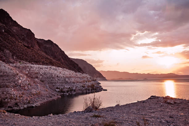 istock Scenic Sunset At Lake Mead In Nevada 1071648024