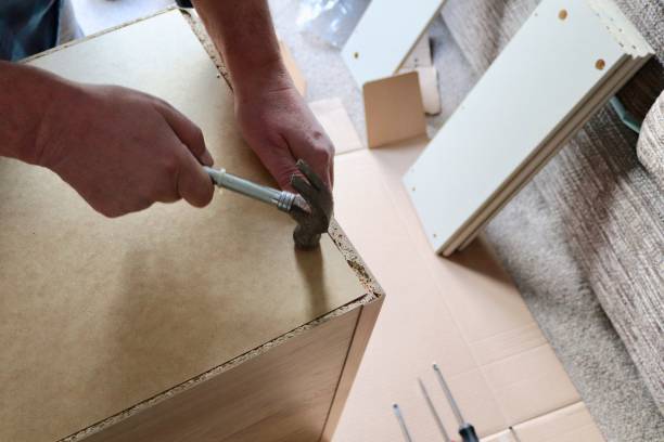 плоская мебель пакета в доме - furniture model kit home improvement wood стоковые фото и изображения