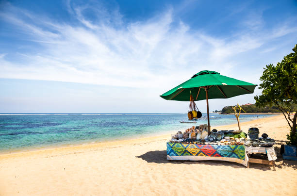 pamiątki na balijskiej plaży - nusa dua obrazy zdjęcia i obrazy z banku zdjęć