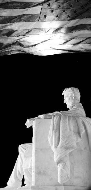 istock Lincoln Statue and American Flag 1071773494