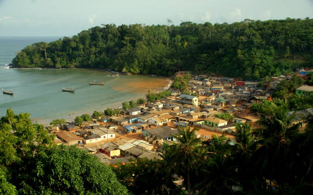 ガーナの漁村 - ghana ストックフォトと画像