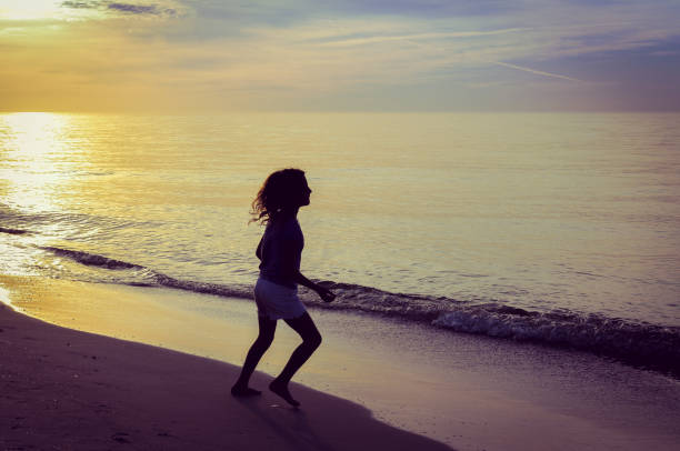 istock Sunset and Childhood 1071914988
