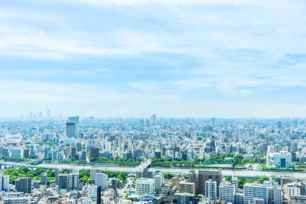 vista aérea do horizonte urbano cidade no distrito de koto, japão - tokyo prefecture skyline japan panoramic - fotografias e filmes do acervo