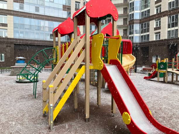 istock Playground,Snow,Building,Children,Youth 1072054390