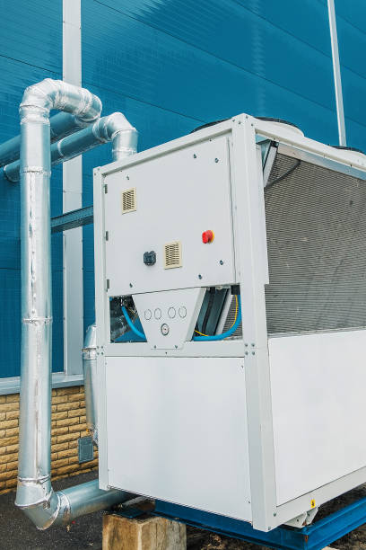 istock Cooling unit, chiller, commercial, industrial ventilation, air conditioning 1072073320