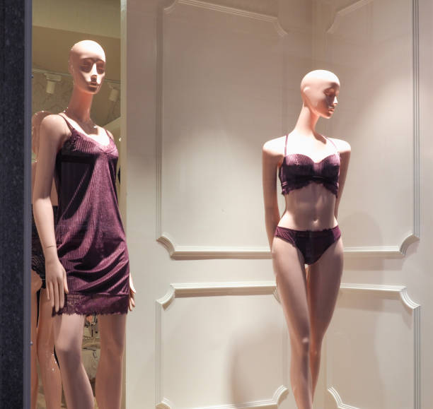 istock female showroom dummy 1072106038