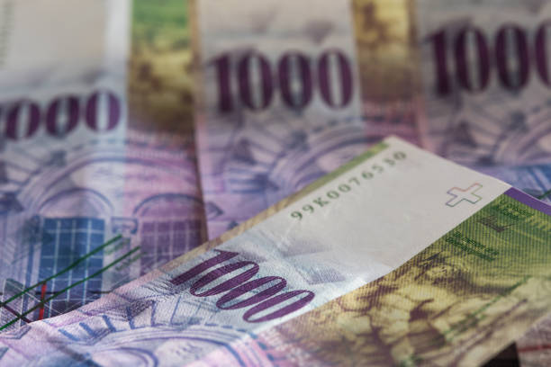 1000 franken - swiss currency switzerland currency paper currency stock-fotos und bilder