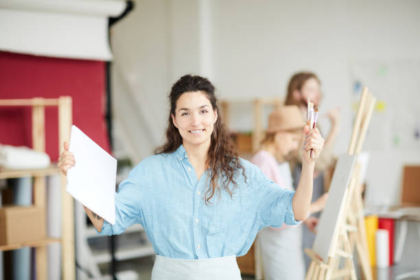 istock Success in painting 1072131196
